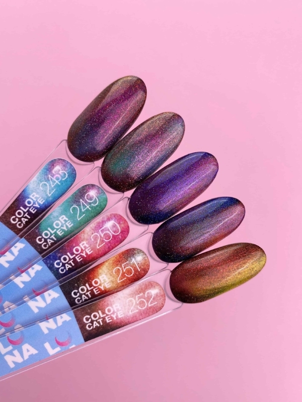 LUNAmoon Color Cat Eye Gel Polish #251