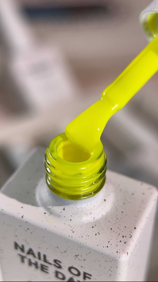 NAILSOFTHEDAY Gel polish Banana 228, 10ml - - 1 -