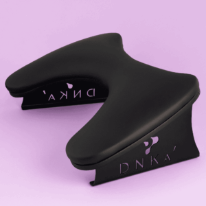 DNKa Anatomical Armrest for Manicure - Black