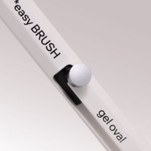Flat Oval Gel Brush by Easy to be professional