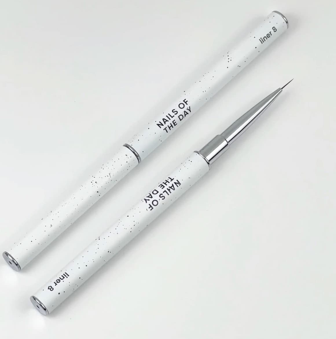 NAILSOFTHEDAY Brush Liner 8mm NAILSOFTHEDAY Brush Liner, 8mm - - 1 -