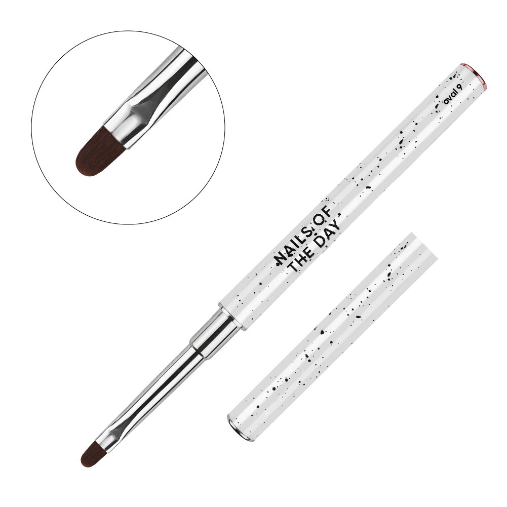 NAILSOFTHEDAY Oval Brush NAILSOFTHEDAY Oval Brush