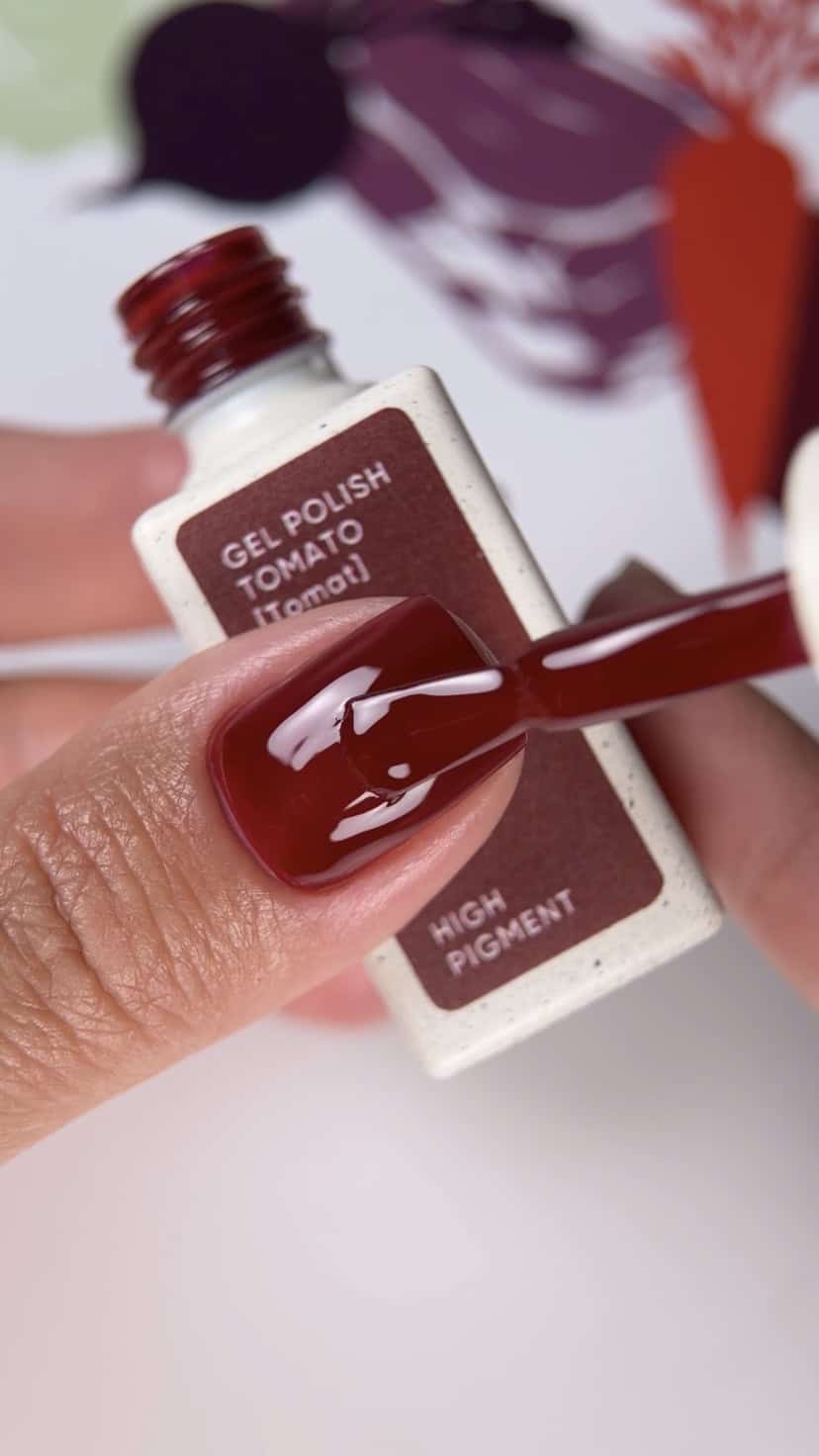NAILSOFTHEDAY Gel polish Tomato 130 NAILSOFTHEDAY Gel polish Tomato 130