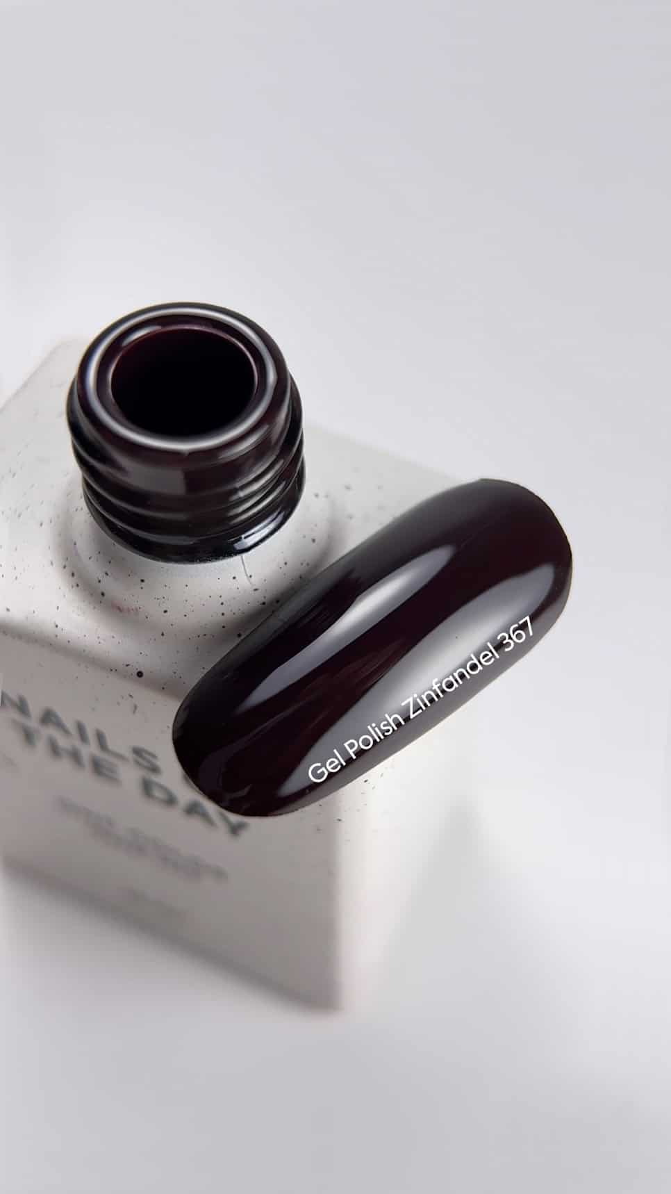 NAILSOFTHEDAY Gel polish Zinfandel 367 NAILSOFTHEDAY Gel polish Zinfandel 367, 10ml - - 1 -